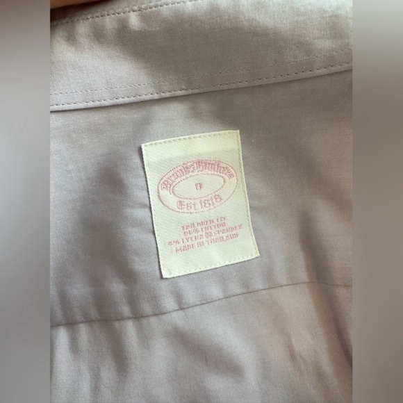 Brooks Brothers tailored fit shirt - Picture 8 of 9